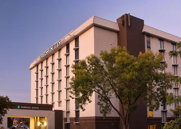 Embassy By Hilton Minneapolis Edina Hotel 4*