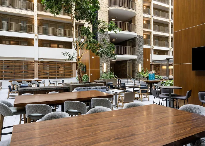 Embassy By Hilton Minneapolis Edina Hotel 4*