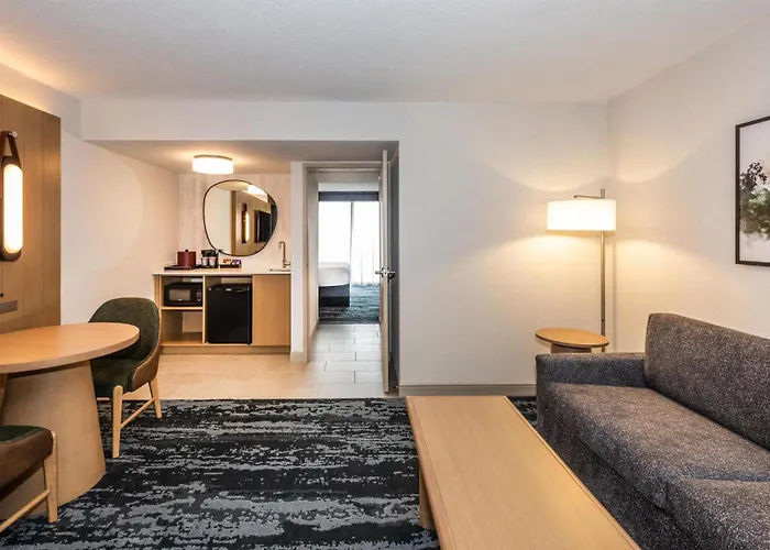 Embassy By Hilton Minneapolis Edina Hotel Bloomington
