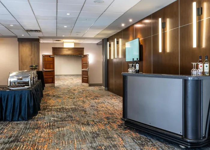 Embassy By Hilton Minneapolis Edina 4* Bloomington