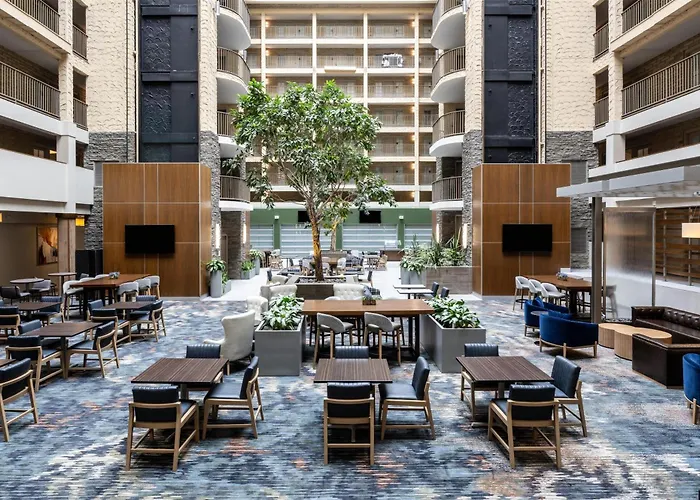 Embassy By Hilton Minneapolis Edina Hotel